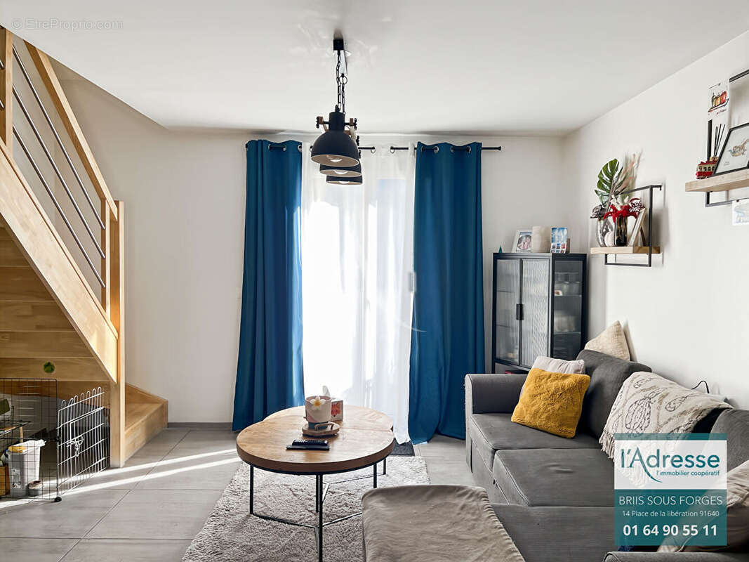 Maison à VAUGRIGNEUSE