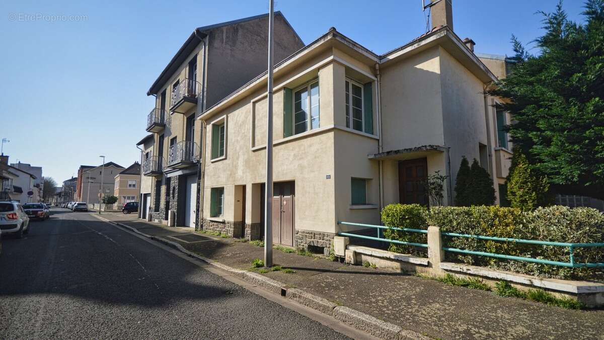 Maison à VICHY