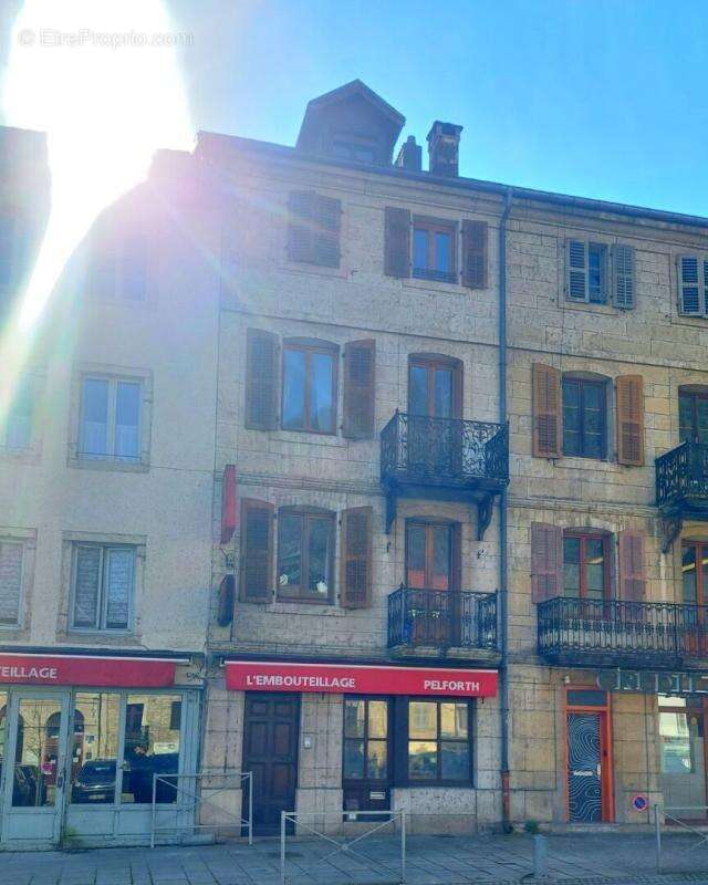 Maison Mitoyenne Centre-ville Saint Hippolyte 190 m2 - photo 2