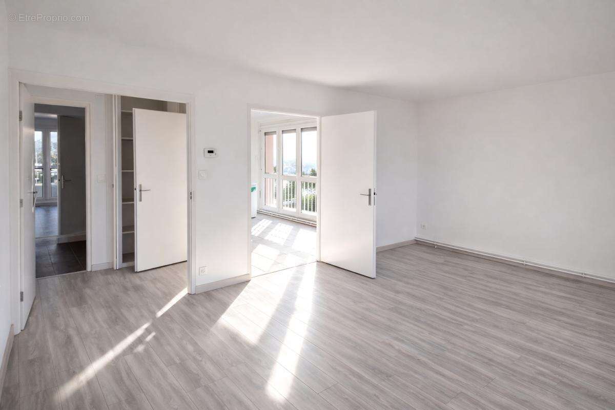 Appartement à LAXOU