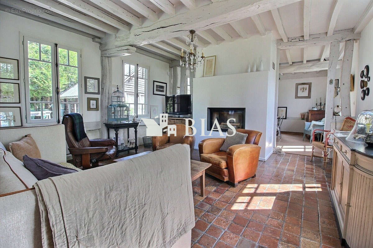 Maison à VOISCREVILLE