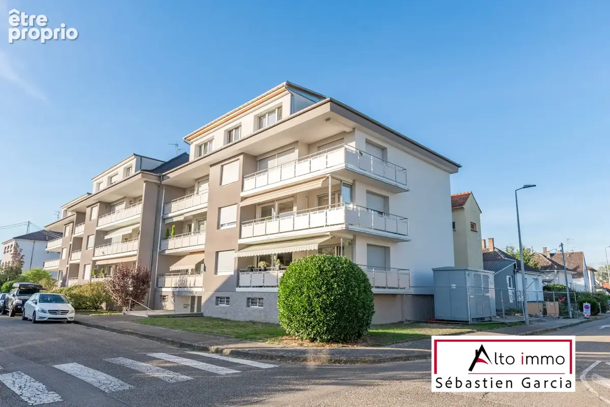 Appartement T2/3 pièces Haguenau, cave, garage, balcon - photo 2