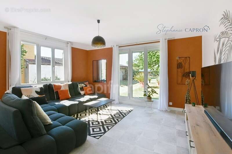 Maison Familiale de 141 m² à Tignieu-Jameyzieu - A découvrir sans attendre ! - photo 6