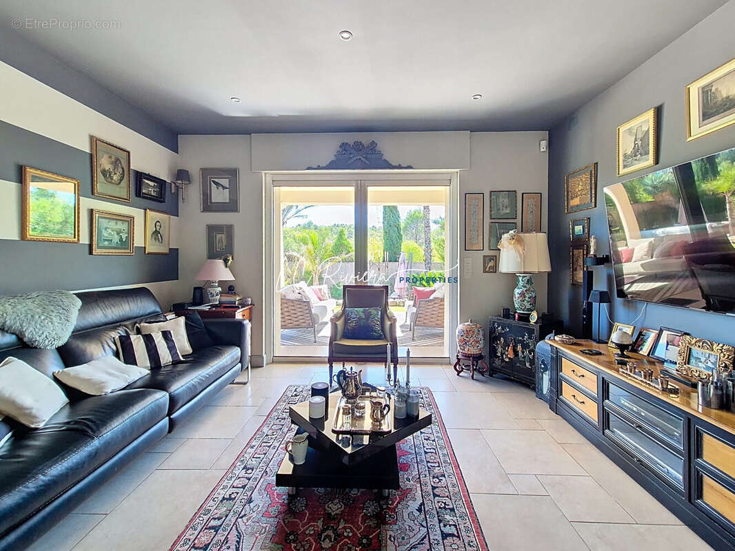 Maison à SAINT-RAPHAEL