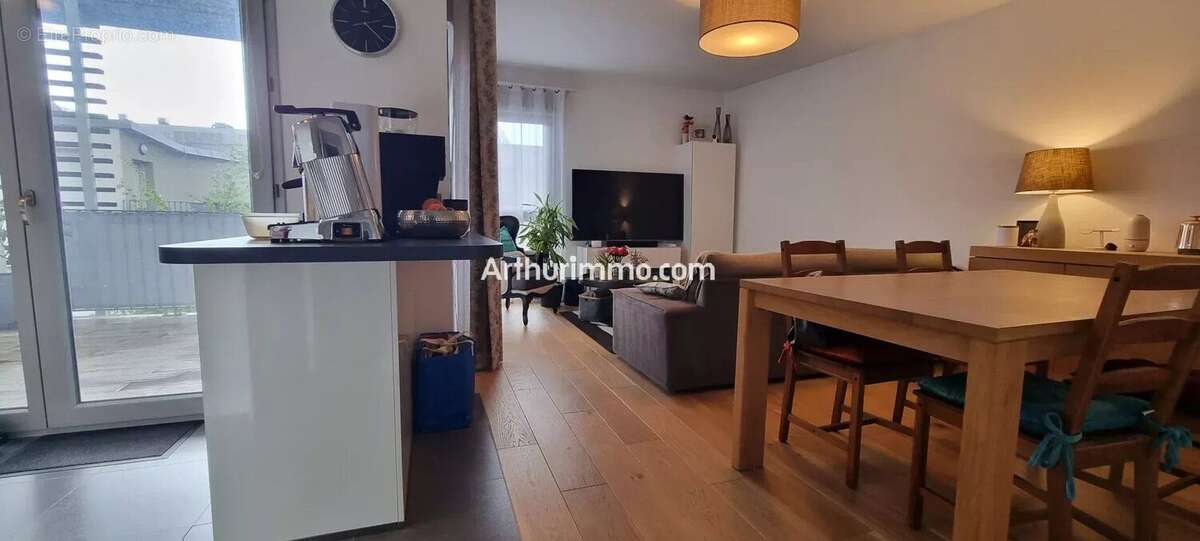 Appartement à LIMEIL-BREVANNES