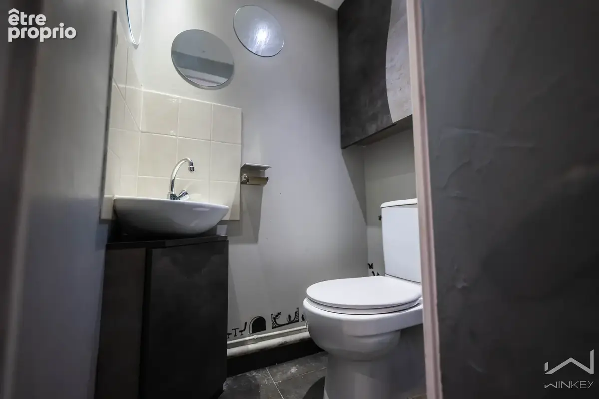 Duplex en dernier étage avec climatisation et fort potentiel - photo 5