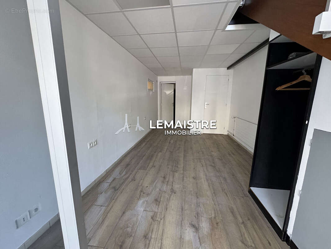 Immeuble avec local + appartement Hyper Centre Bolbec - photo 3