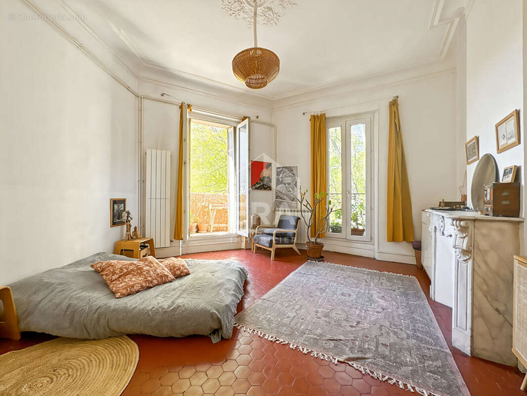 Appartement à MARSEILLE-7E