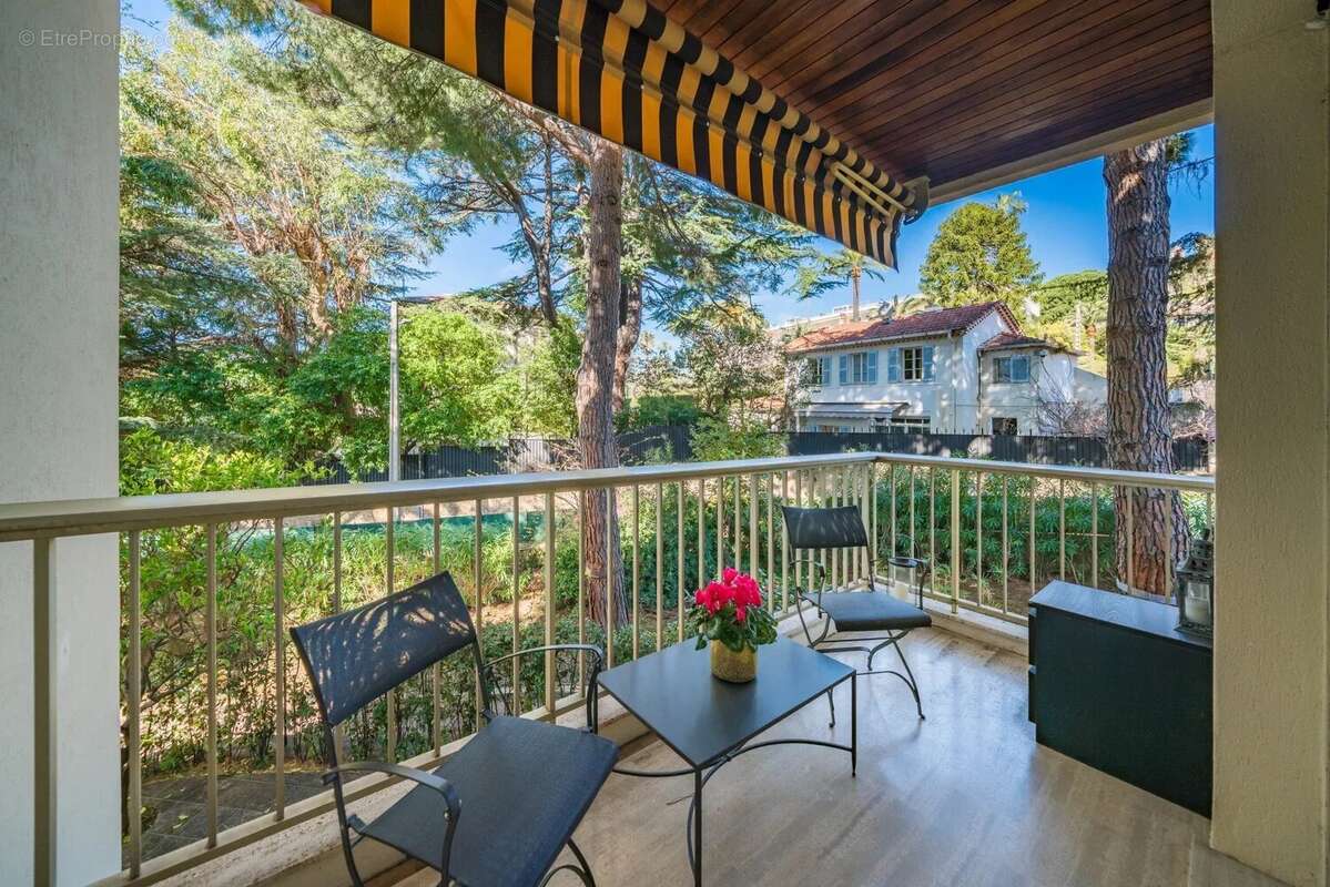 Appartement à CANNES