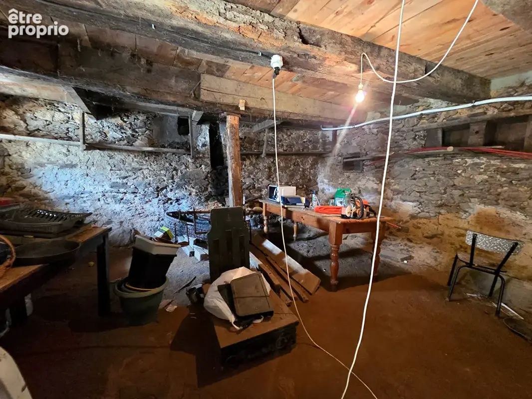 Maison de caractère en pierres dans un hameau calme - photo 22