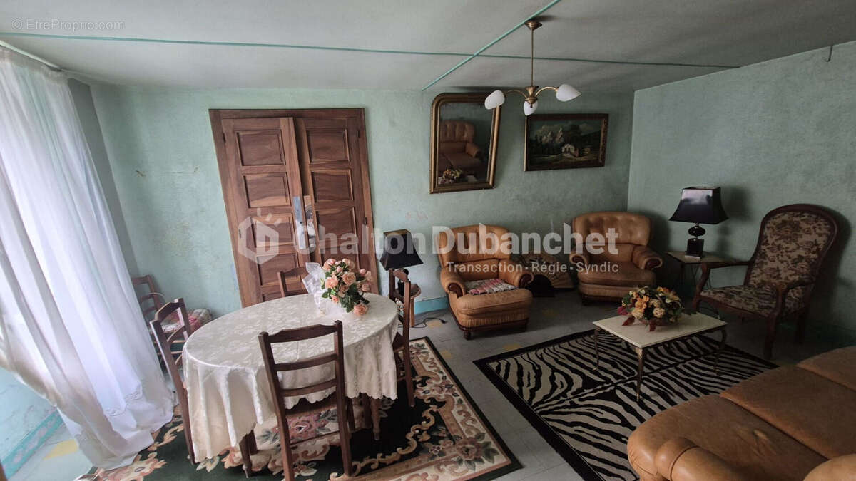 Maison à NOIRETABLE