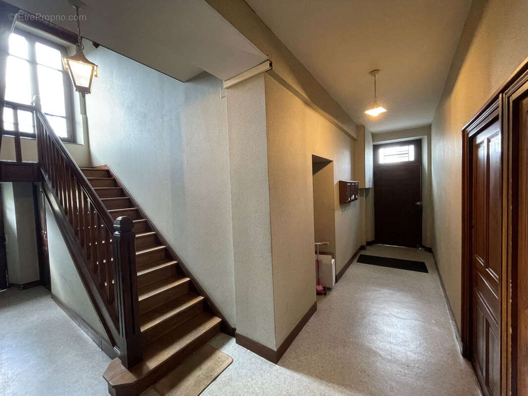 Appartement à RIOM-ES-MONTAGNES