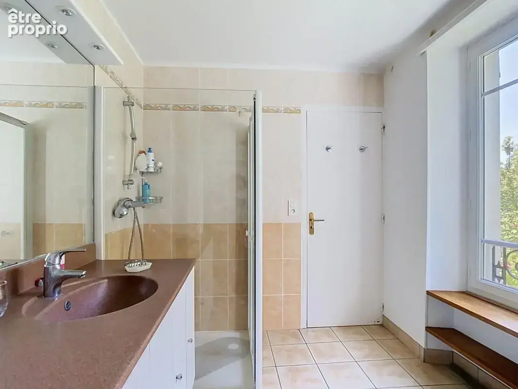 Une maison familiale (177 m²) au calme, entre nature et vie de village à moins d’une heure de Paris en transports (Ligne P) - photo 16