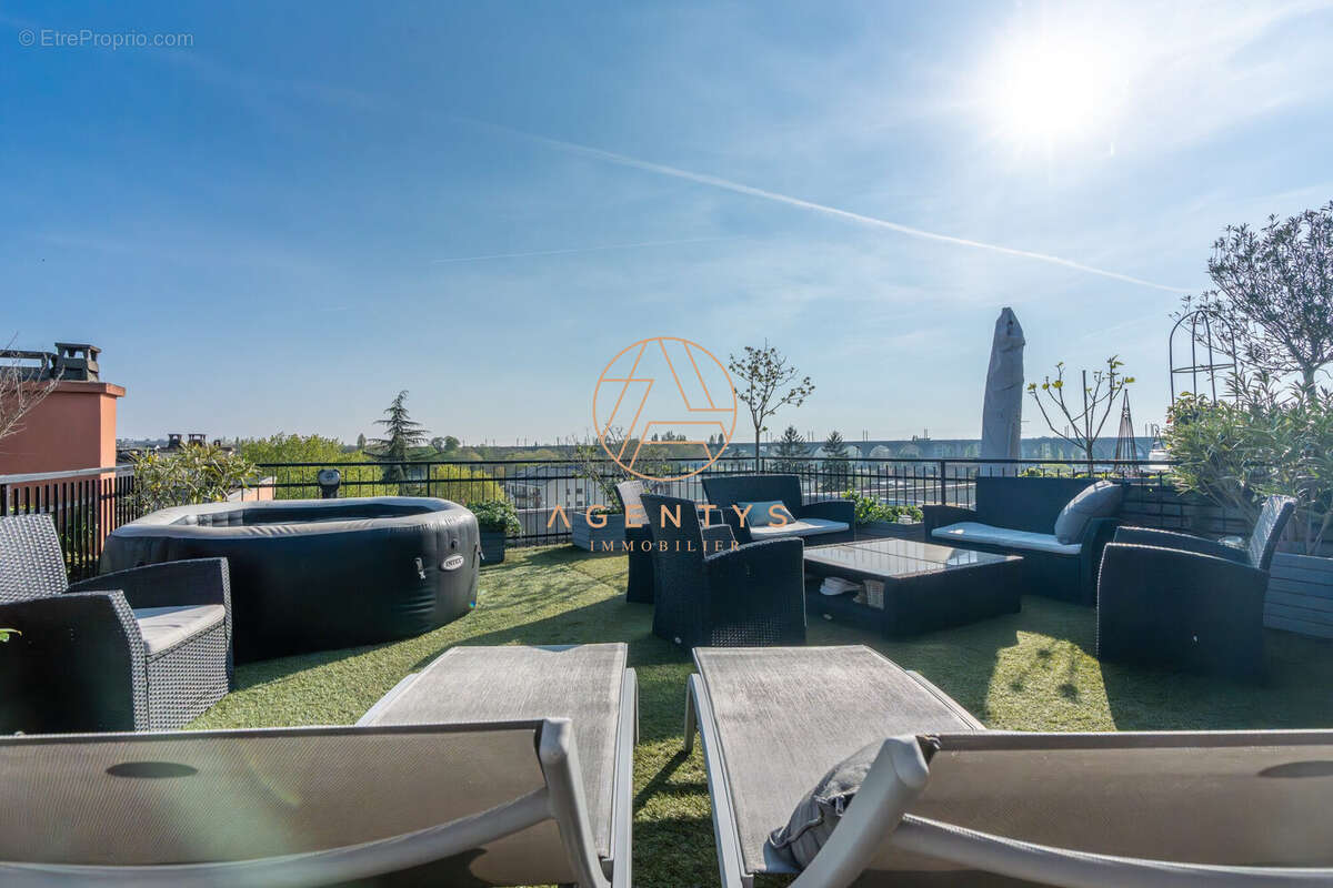 Appartement à LE PERREUX-SUR-MARNE