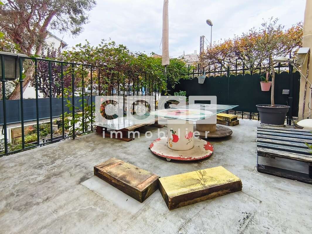 Maison à COURBEVOIE