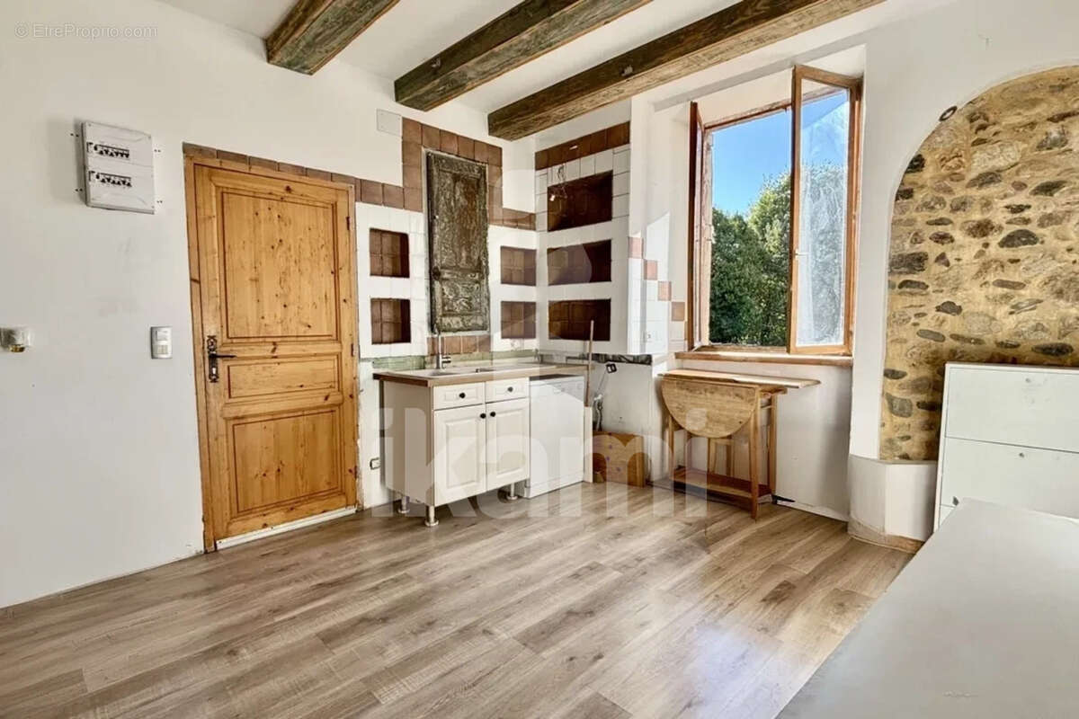 Appartement à SAINT-BAUZILLE-DE-PUTOIS