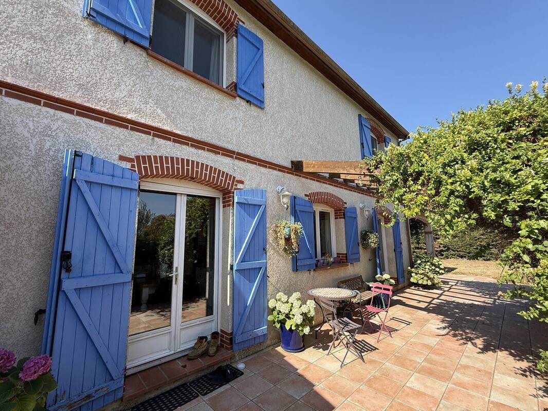 Maison à MENVILLE