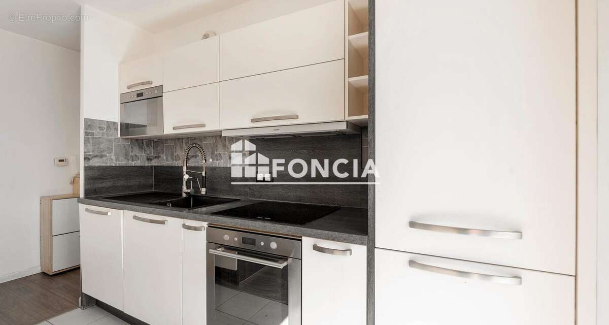 Appartement à LES ULIS