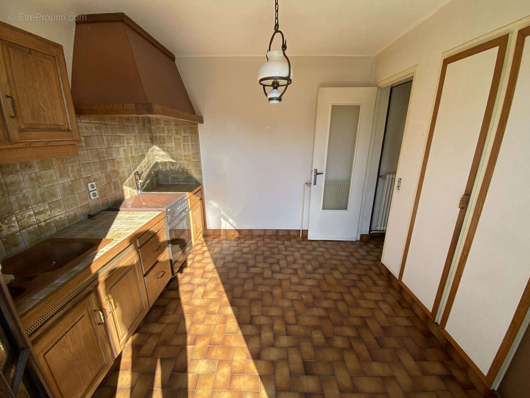 Maison à PARAY-VIEILLE-POSTE