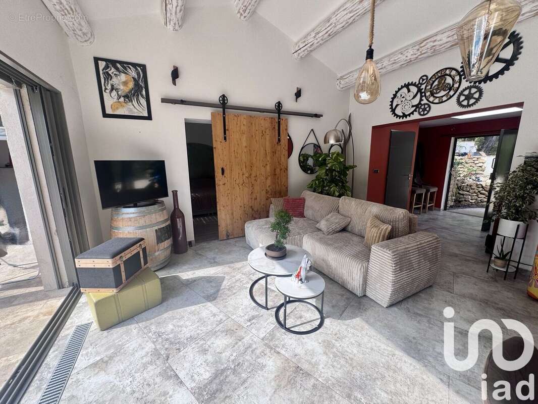 Photo 9 - Maison à ROGNES