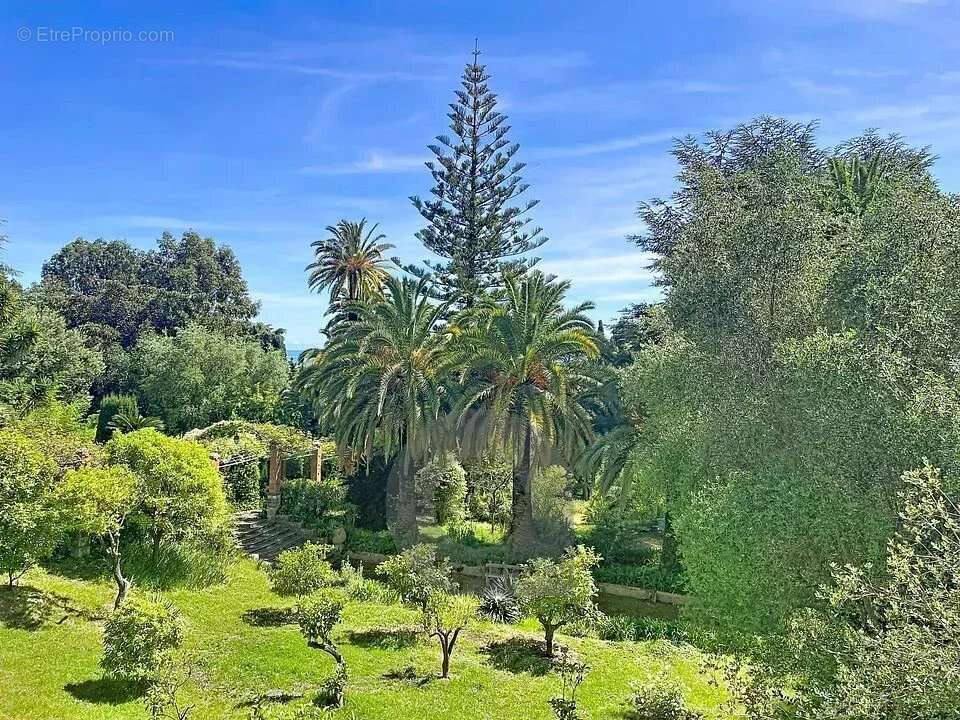Appartement à MENTON