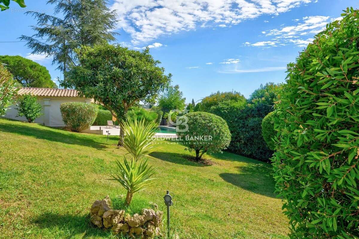 Maison à MOUGINS