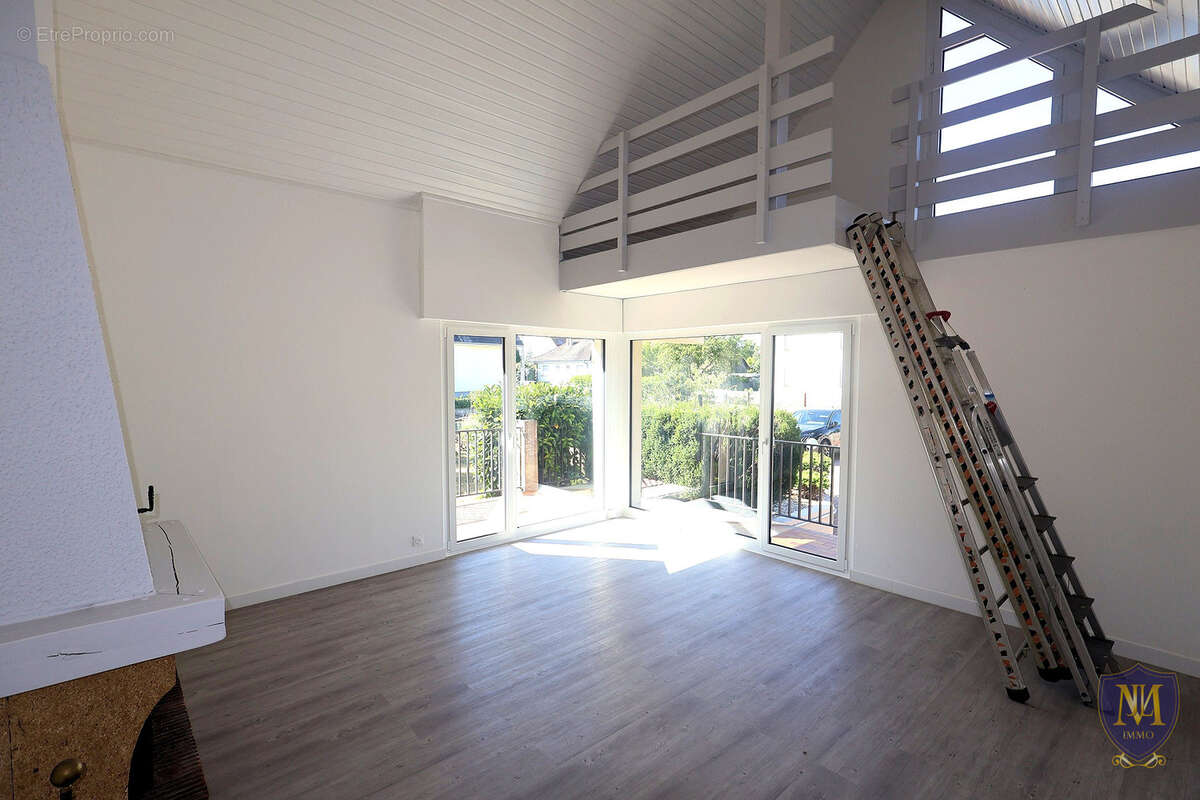 Saint-louis neuweg maison rénovée de 128 m2 avec piscine sur 9,48 ares de terrain - photo 3
