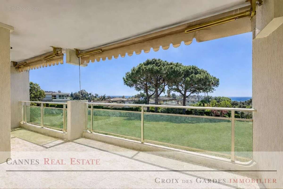 Cannes – Toit-terrasse vue mer - photo 2