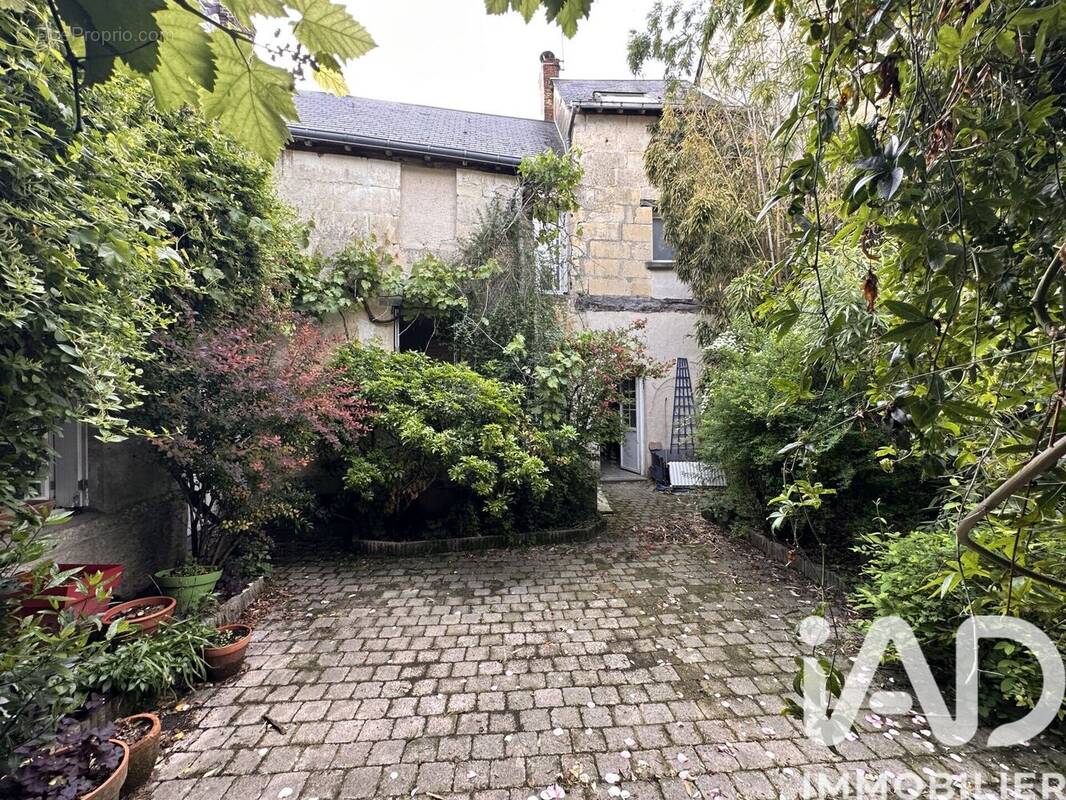 Photo 1 - Maison à LA CHARTRE-SUR-LE-LOIR