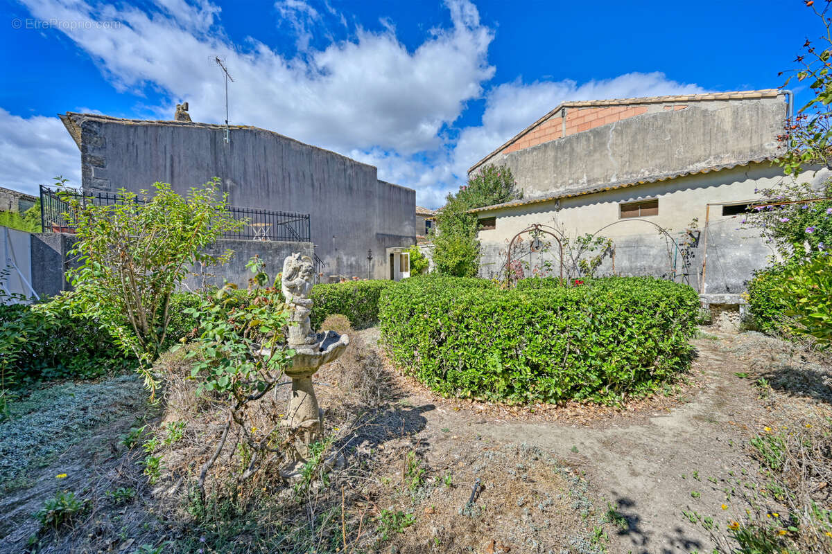 Maison à AIMARGUES
