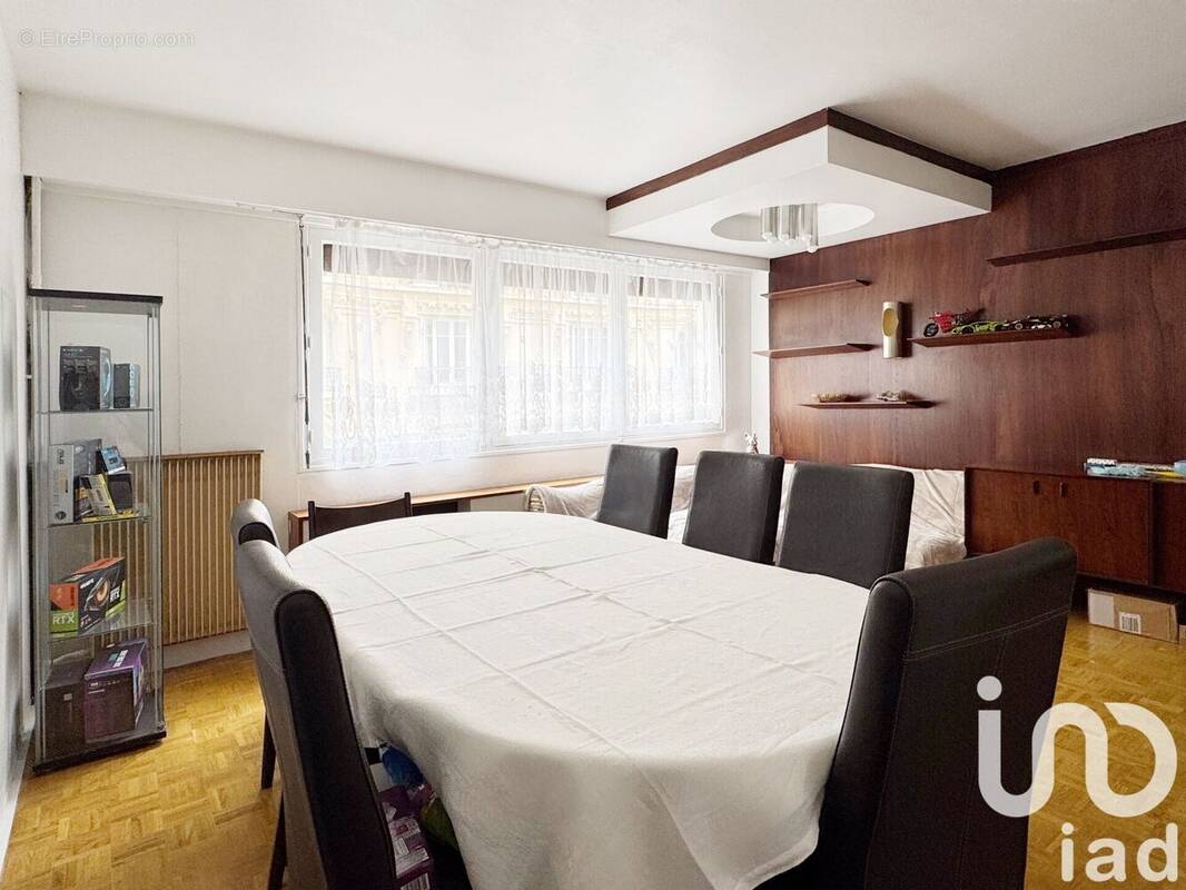 Photo 1 - Appartement à COURBEVOIE