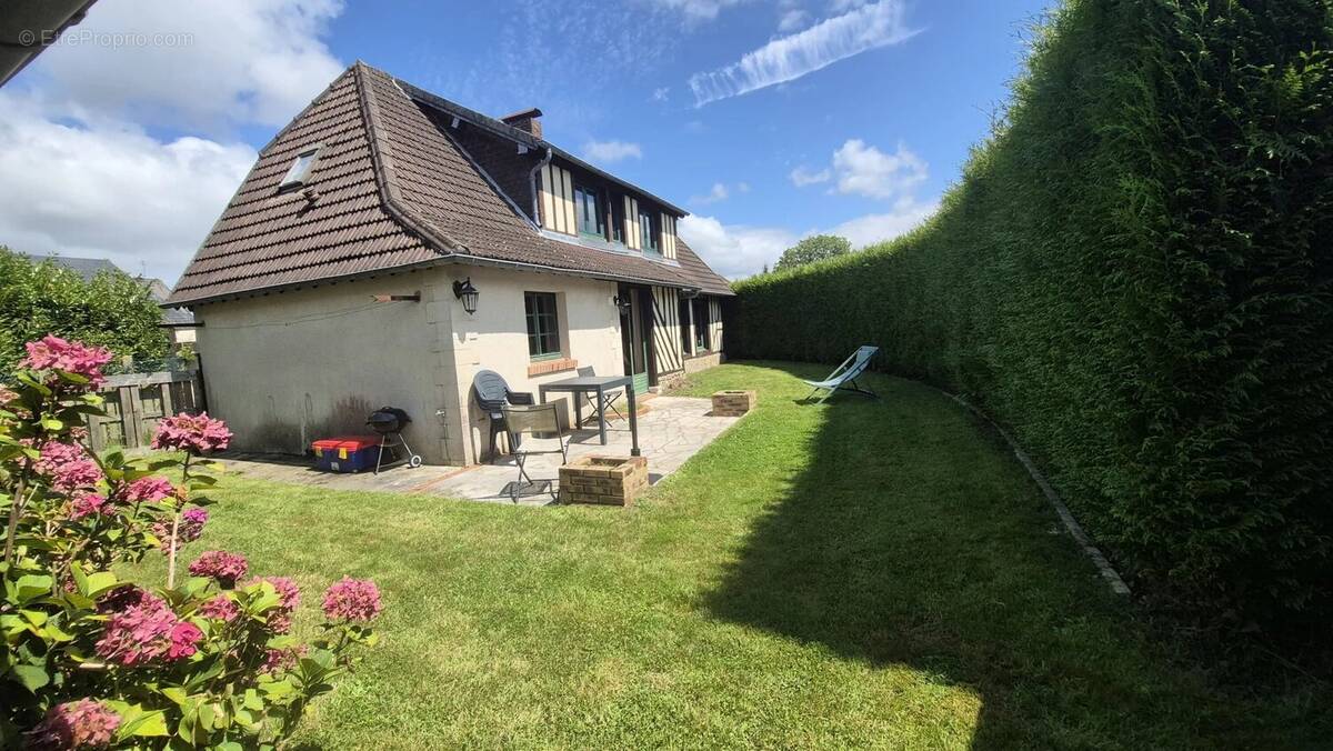 Maison à SAINT-GATIEN-DES-BOIS
