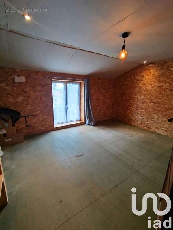 Photo 5 - Maison à LA ROMAGNE