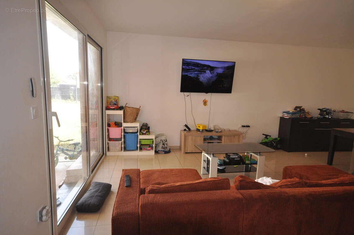 SAINT-HILAIRE-Maison 5 pièces 105 m2 - photo 2
