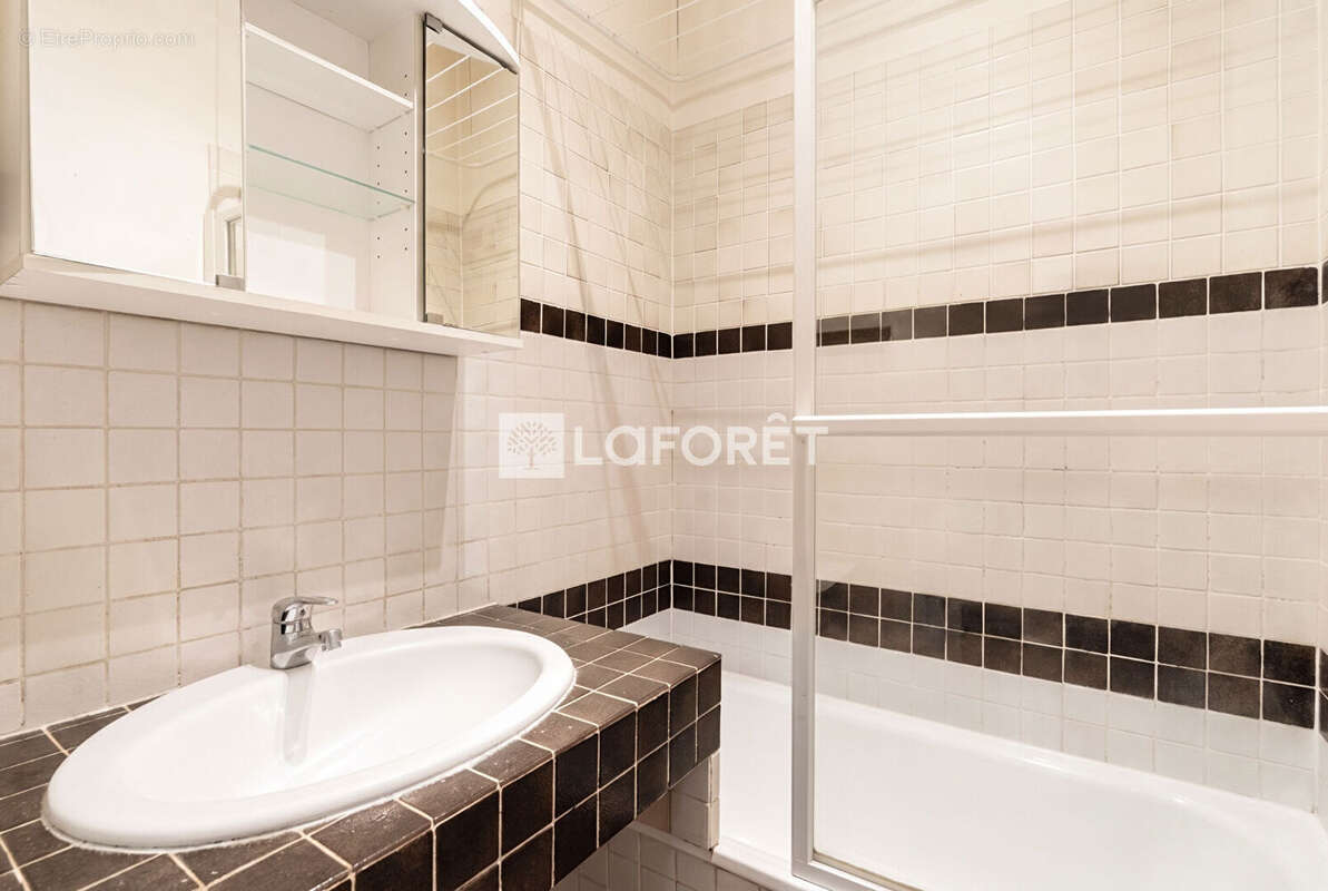 Appartement Paris 3 pièces 45.5 m2 - photo 8