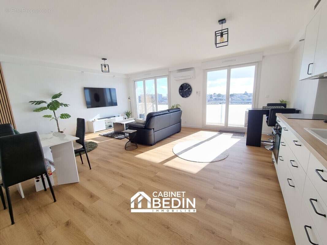 Appartement à BORDEAUX