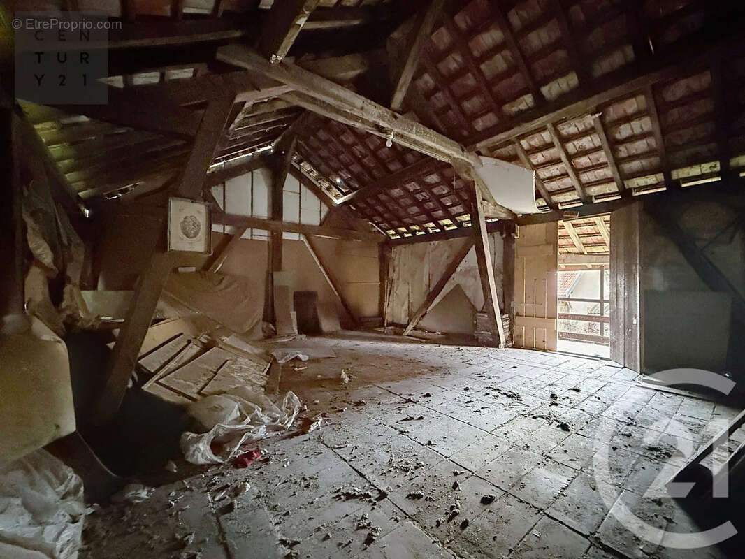 Maison à VILLECHETIF