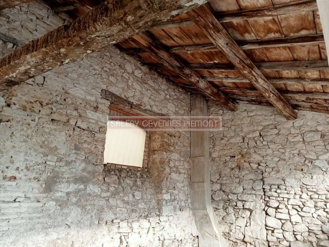 Appartement à SAINT-HIPPOLYTE-DU-FORT