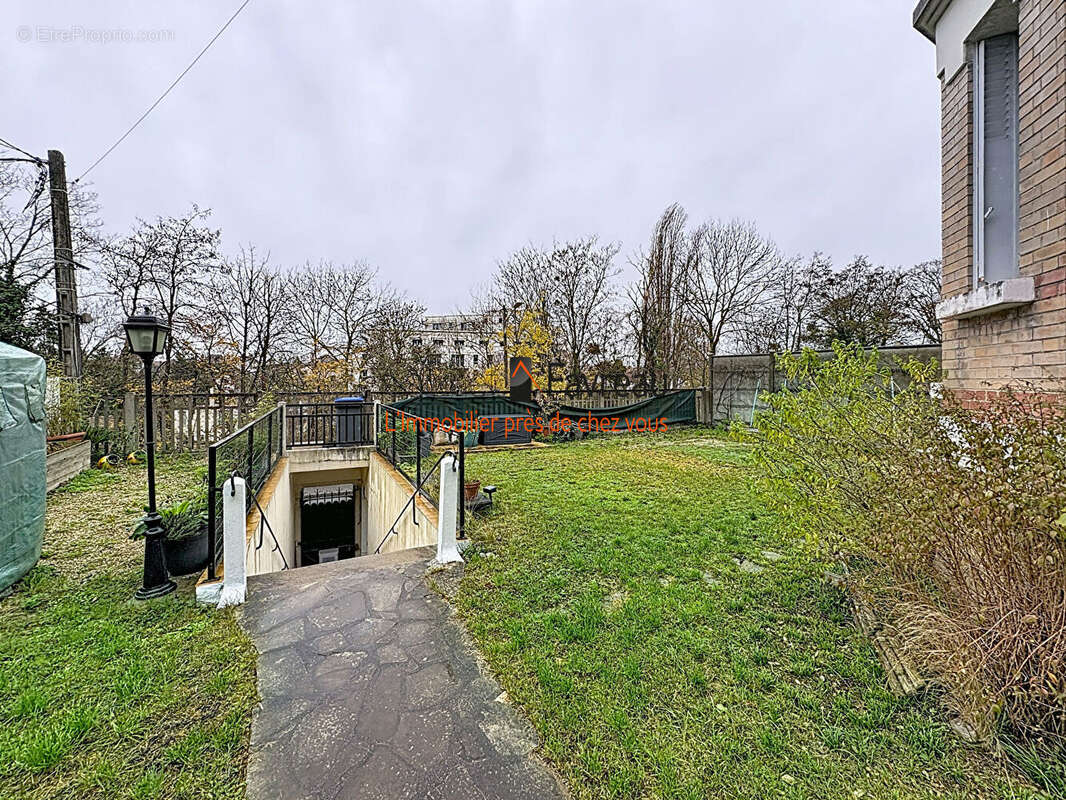 Maison à VILLENEUVE-SAINT-GEORGES