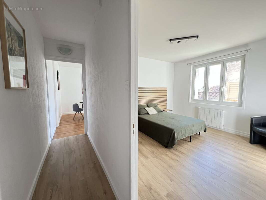 Appartement à LA MURETTE