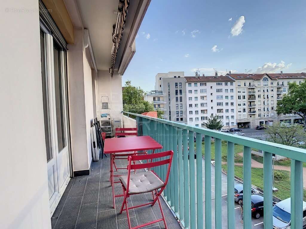 Appartement à VILLEURBANNE