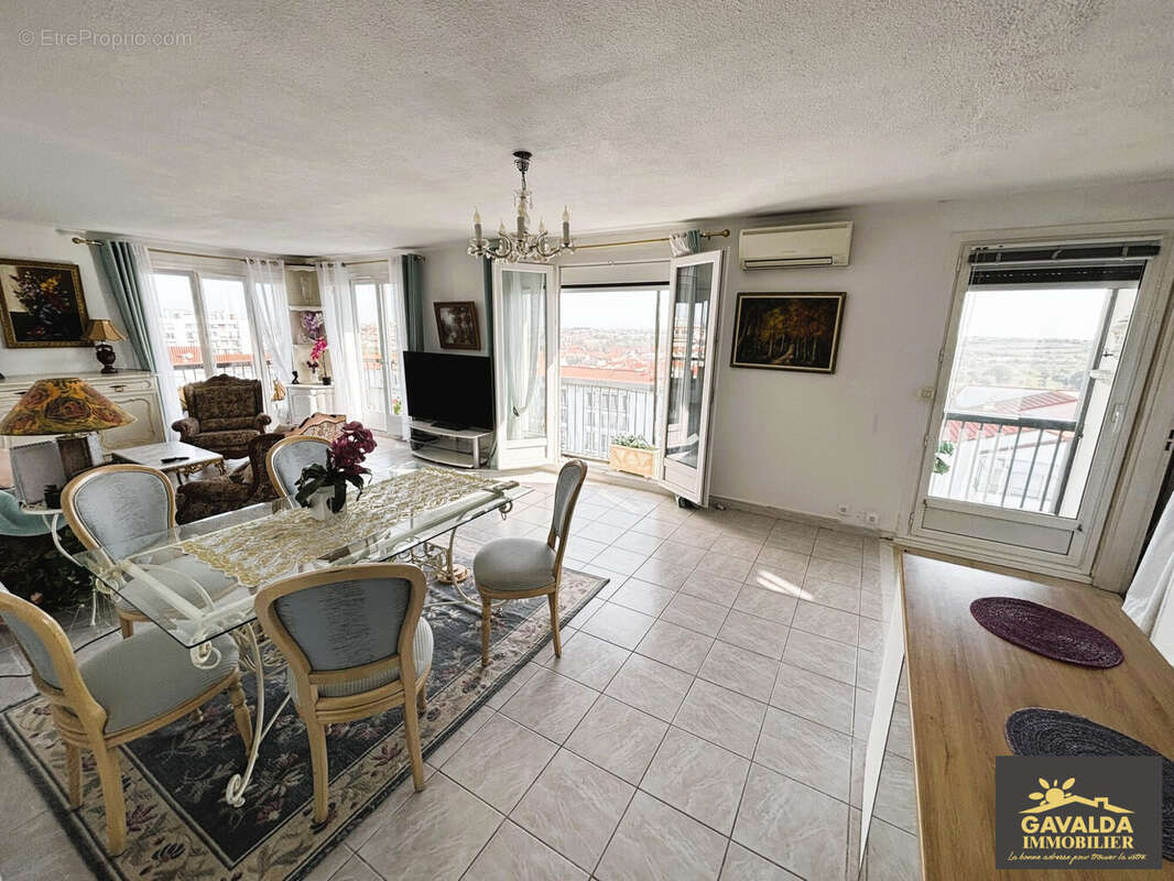 Séjour/Salon - Appartement à PERPIGNAN