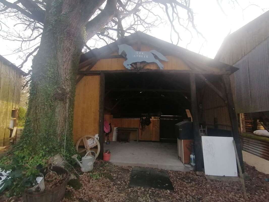 Maison à LA CHAPELLE-PALLUAU