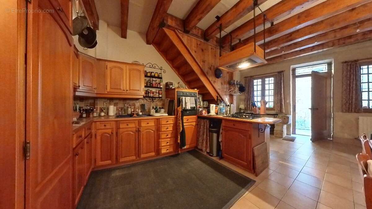 Maison à NEZIGNAN-L'EVEQUE