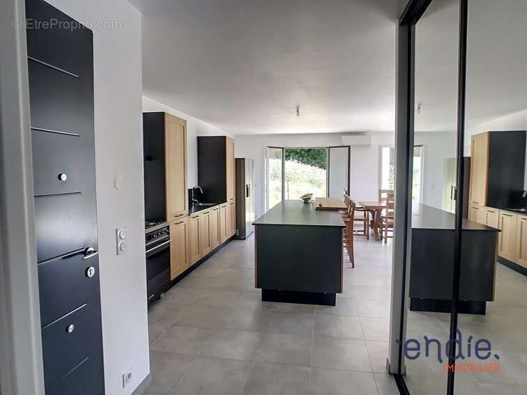 Superbe maison de plain-pied vue Pyrénées - photo 3