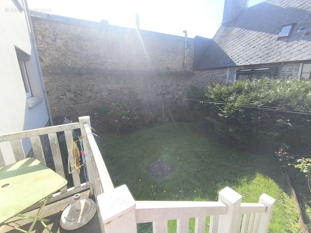 Maison à VILLEDIEU-LES-POELES