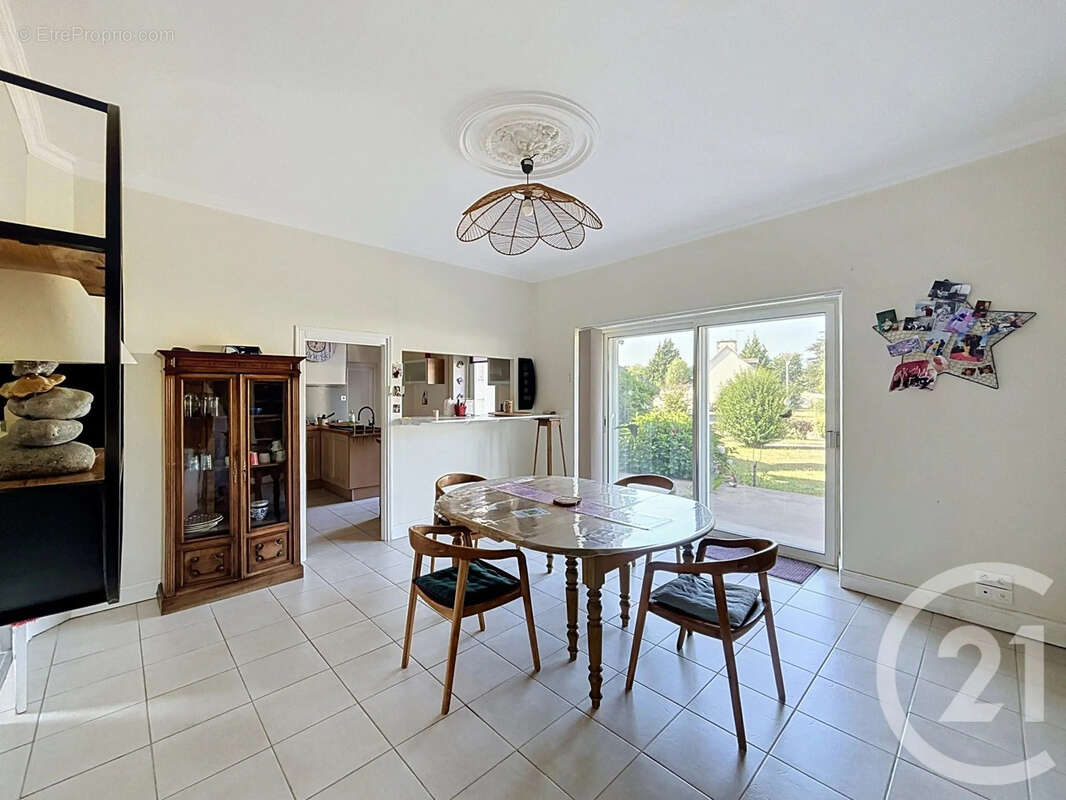 Maison 127 m² à Plouaret  - photo 4