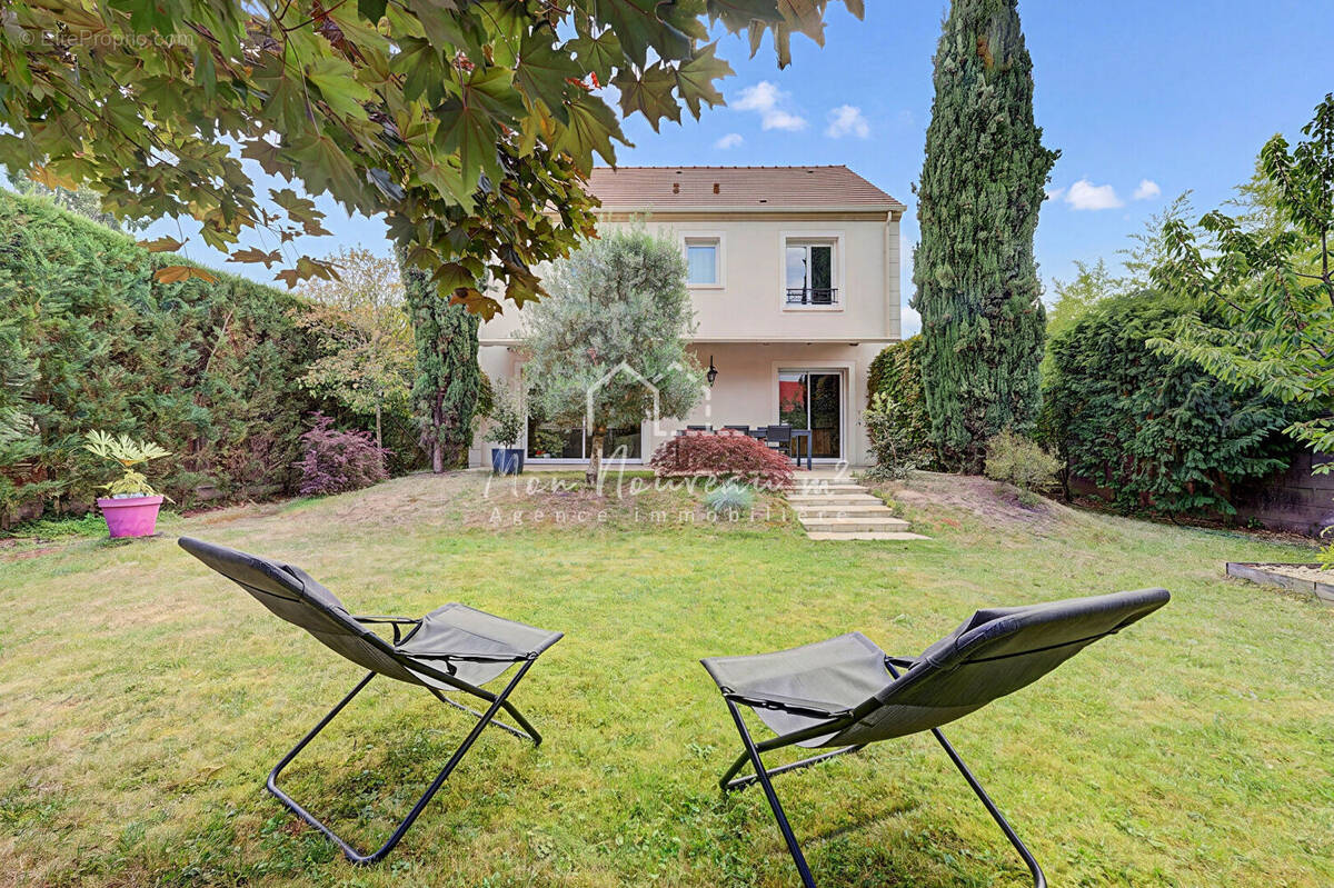 Maison à NOISY-LE-GRAND