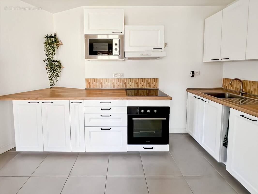 Appartement à LA FERTE-ALAIS