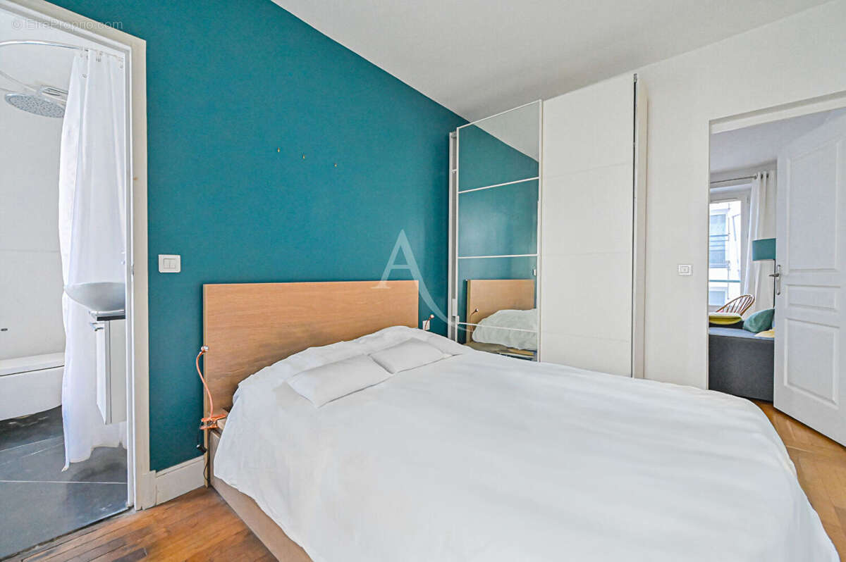 Appartement à PARIS-7E
